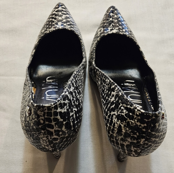 CALVIN KLEIN Stiletto Heel Pumps Snakeskin, Size US 6 - Picture 3 of 9